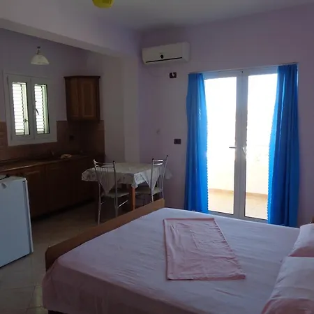 Πανσιόν Velcani