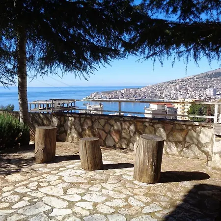 Πανσιόν Velcani