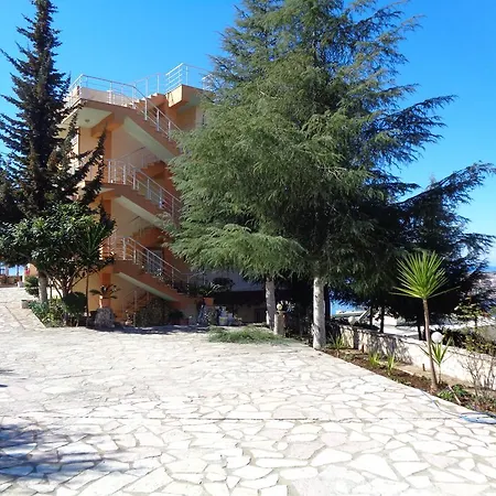 Πανσιόν Velcani